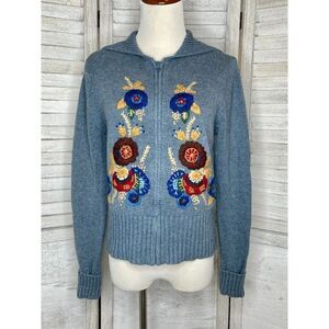 VICTORIA JONES Blue Floral Embroidered Zip Front Sweater Size Petite Small